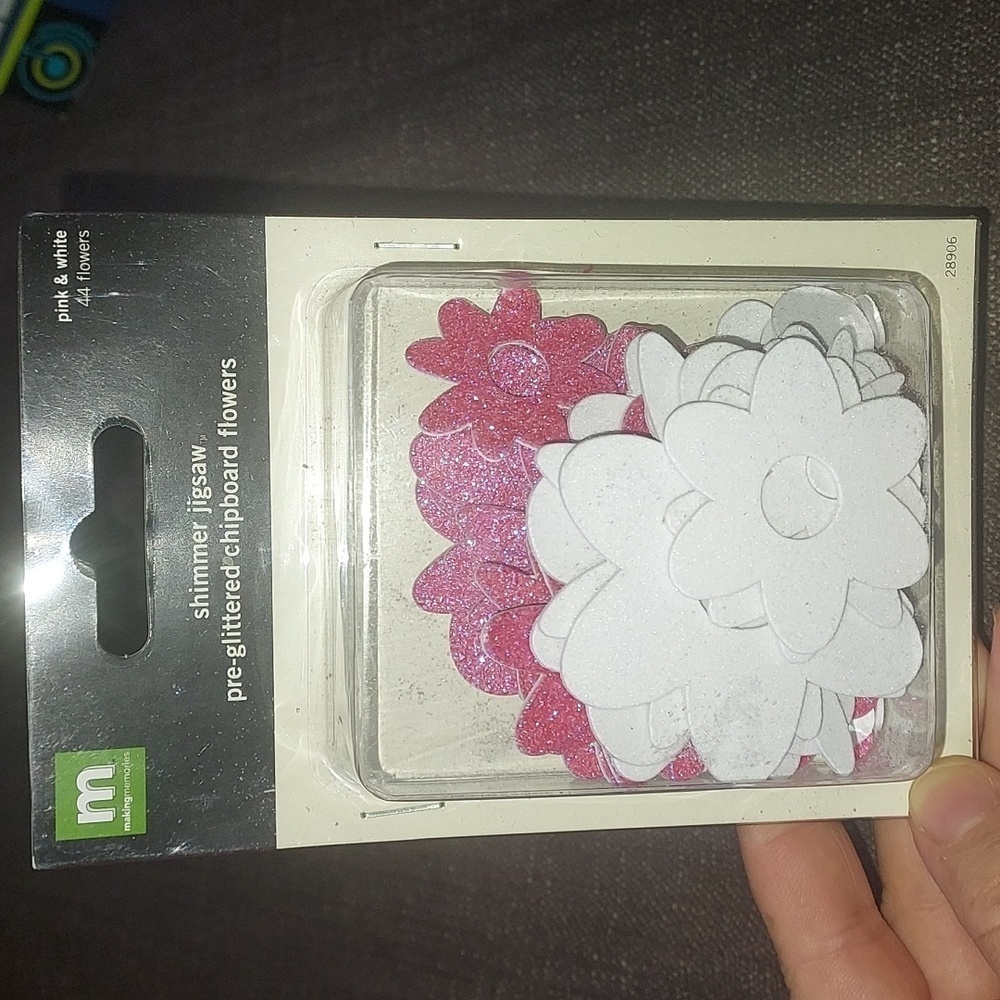 MAKING Memories shimmer jigsaw pre glittered chipboard flowers pink and white